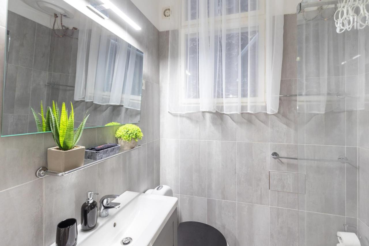 Akac Boutique 2. Appartement